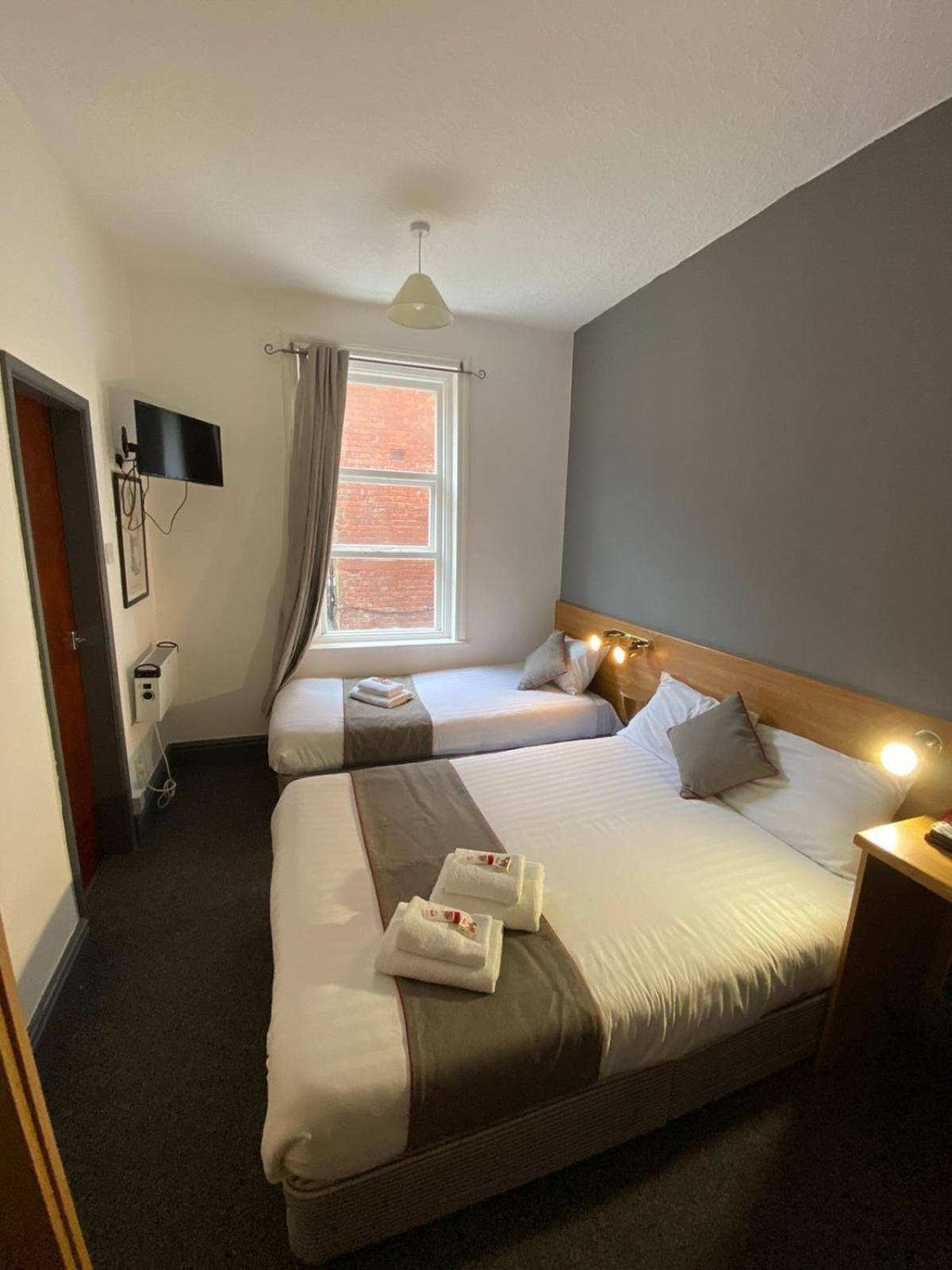 Alumhurst Hotel Blackpool Buitenkant foto